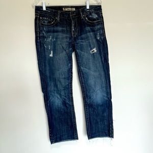 BKE Buckle women’s Dark Denim Starlite distressed Crop Ankle Jeans Raw Hem 30